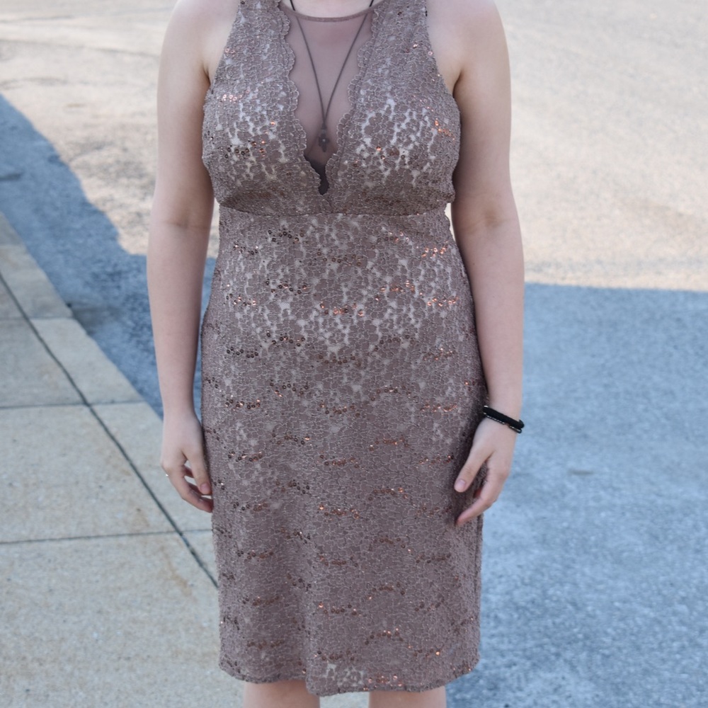 PROM DRESS - Picture 2 of 4